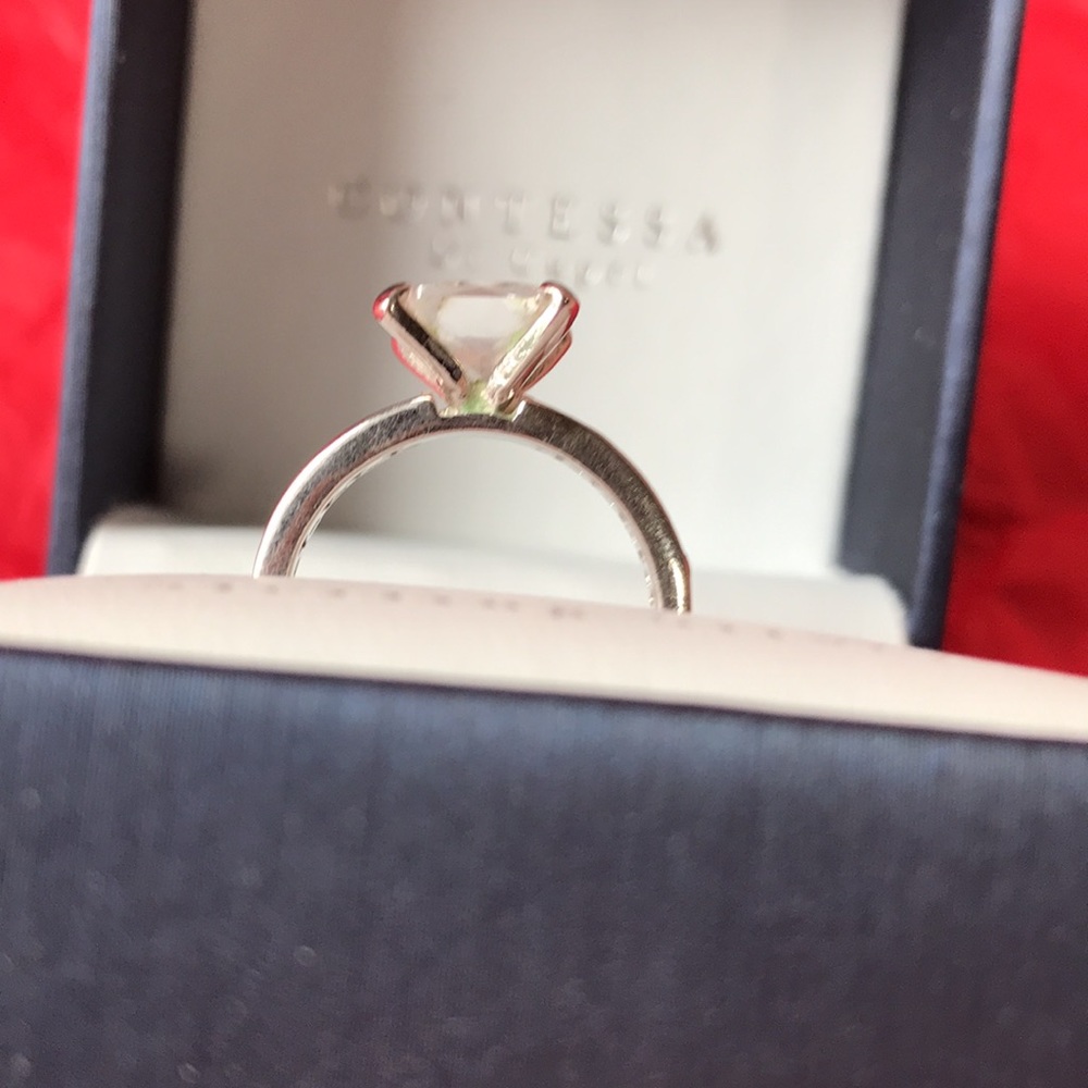Sterling Silver sz. 8 - Picture 2 of 5